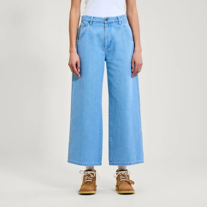 Jean classique à jambes larges Kickers pour femmes, bleu Jean classique à jambes larges Kickers pour femmes, bleu
