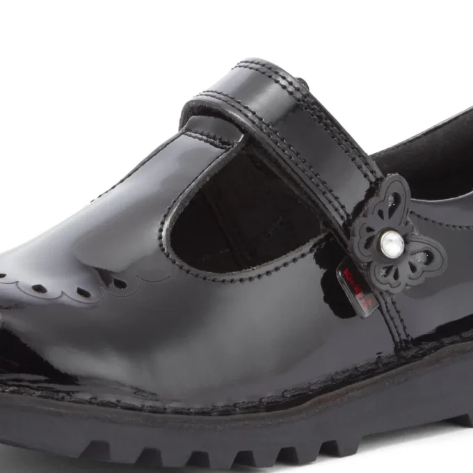 Kick T-Bar Bloom en cuir verni noir pour filles Kick T-Bar Bloom en cuir verni noir pour filles