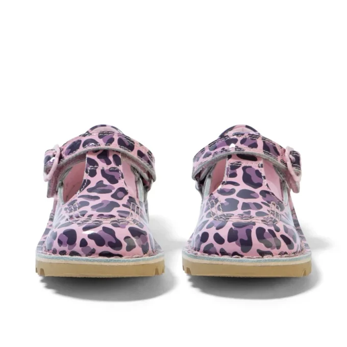 Kick T Bar pour bébés filles en cuir verni léopard rose Kick T Bar pour bébés filles en cuir verni léopard rose