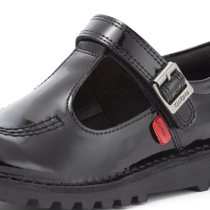 Kick T-Bar pour filles junior en cuir verni noir Kick T-Bar pour filles junior en cuir verni noir