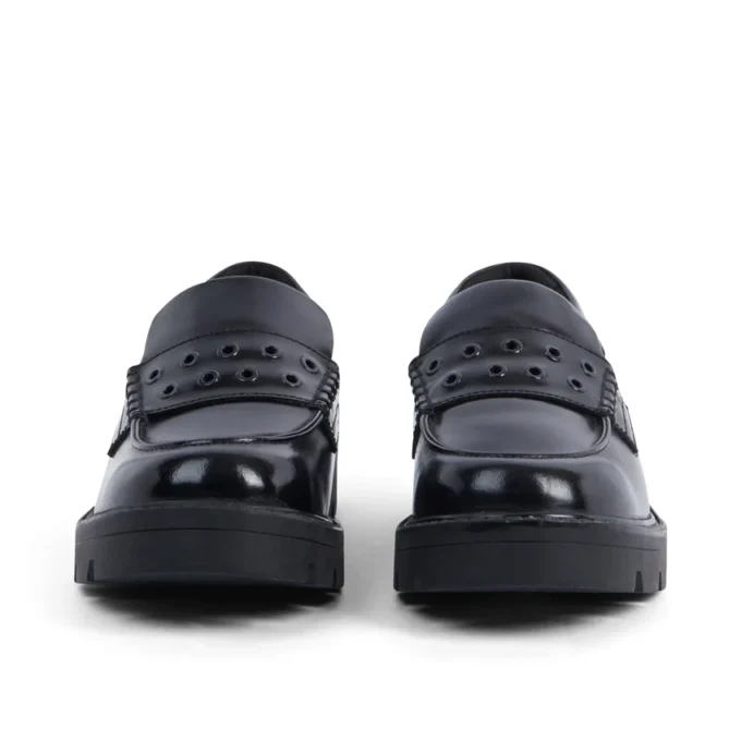 Mocassins Kori pour femme adulte en cuir noir à rivets Mocassins Kori pour femme adulte en cuir noir à rivets